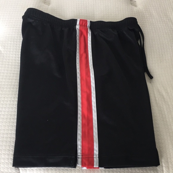 Boys Nike Vintage Basketball shorts size M - Picture 3 of 5
